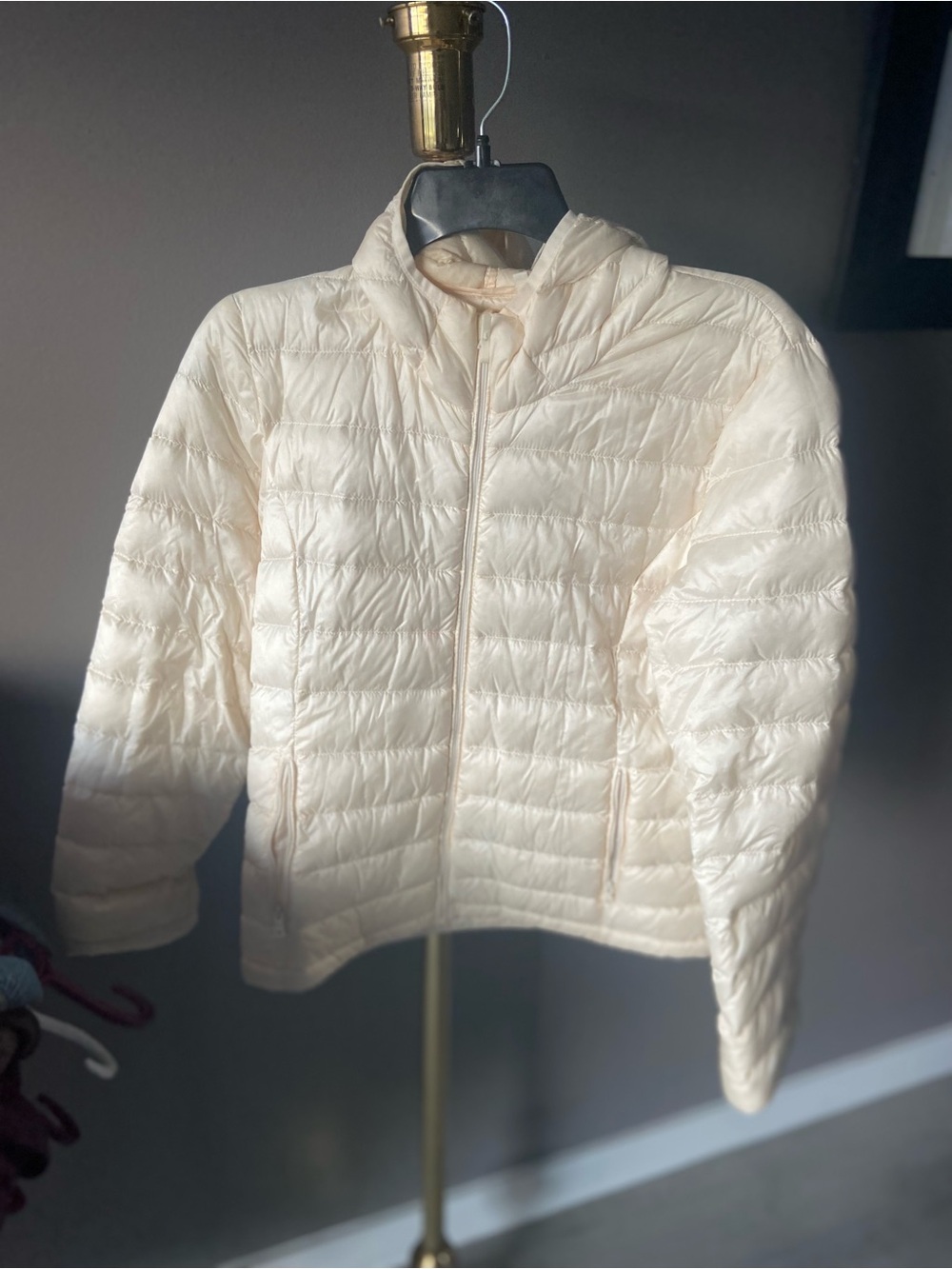 Wilfred TNA  ultra lightweight gooseWomen'sCream Quilted Packable Puffer Jacket